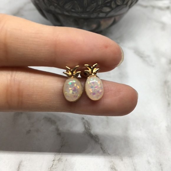 Jewelry - Midge Opal Pineapple Studs